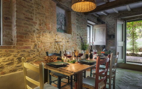 Casa di Pan 6: Meubilair, Interieur Ontwerp, Stoel, Muur, Eetkamer, Tafel, Keuken En Eettafel, Hout, Plafond, Flooring