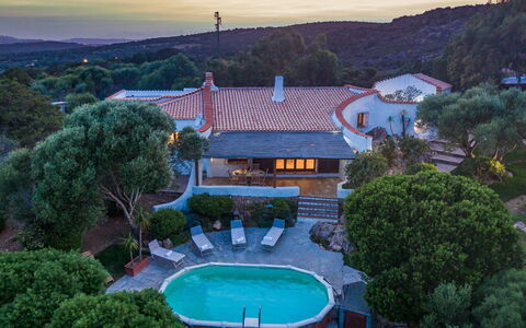 Villa Isa 6: Landschap, Zwembad, Landgoed, Toevlucht, Eco Hotel, Hacienda, Landscaping, Boerderij, Villa, Badplaats