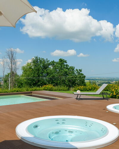 Villa Pergola 8: Zwembad, Toevlucht, Vrije Tijd, Tuin, Buitenmeubels, Eco Hotel, Stoel, Landscaping, Ontwerp