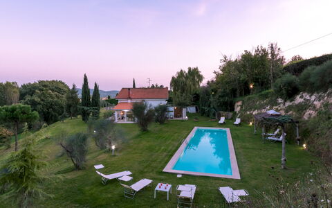 Villa Bubi 8+1: Huis, Huis, Verblijf, Landgoed, Boerderij, Hacienda, Backyard, Zwembad, Villa, Eco Hotel