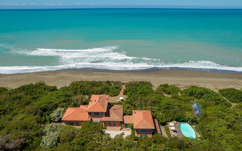 Villa Corallina 12: Blauw, Kust En Oceanic Landvormen, Zee, Kust, Oceaan, Kust, Eco Hotel, Tropen, Landgoed, Strand
