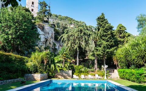 Torre Grimaldi 2+2: Zwembad, Tuin, Hacienda, Toevlucht, Landscaping, Eco Hotel, Villa