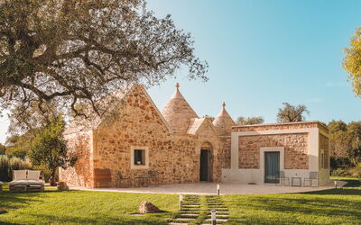 Trulli Biancapetra 8+2