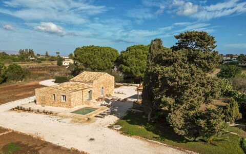 Palmento San Lorenzo 6: Lucht, Huis, Huis, Verblijf, Landgoed, Land Lot, Menselijke Nederzetting, Landelijk Gebied, Boerderij, Dorp