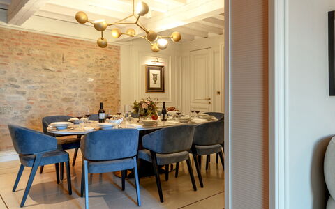 Santa Maria Maddalena 10: Meubilair, Interieur Ontwerp, Flooring, Muur, Stoel, Eetkamer, Tafel, Hout, Keuken En Eettafel, Lichte Inrichting