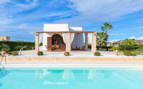 Villa Serena 4: Landgoed, Toevlucht, Zwembad, Hacienda, Villa, Schaduw, Landscaping, Outdoor Structuur, Eco Hotel