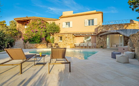 Villa Anga 10+1