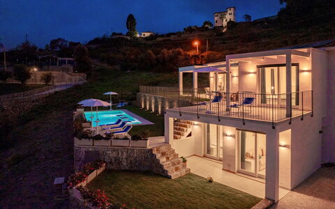 Villa Gioia 8: Woongebied, Zwembad, Appartement, Landgoed, Toevlucht, Villa, Balkon, Herenhuis, Hotel, Eco Hotel