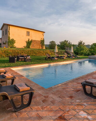 Villa a Casa di Giovanni 12: Zwembad, Tuin, Landgoed, Buitenmeubels, Eco Hotel, Landscaping, Toevlucht, Ligstoel, Hacienda, Werf