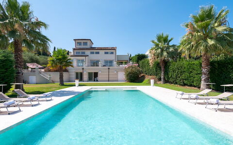 Villa Bianca 10: Zwembad, Toevlucht, Woongebied, Landgoed, Herenhuis, Villa, Hacienda, Eco Hotel, Thermae