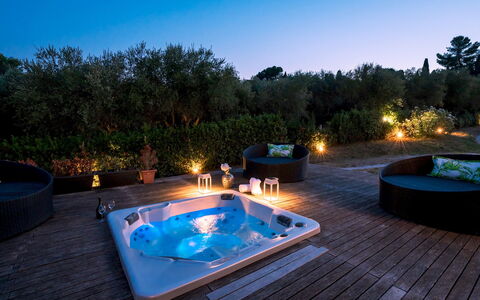 Villa Bianca 10: Zwembad, Bad, Toevlucht, Nacht, Vrije Tijd, Jacuzzi, Landschap Verlichting, Eco Hotel, Loodgieterswerkinrichting