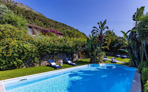 Villa Bambù 9+2: Blauw, Zwembad, Toevlucht, Vrije Tijd, Eco Hotel, Tropen, Vakantie, Hotel, Landscaping