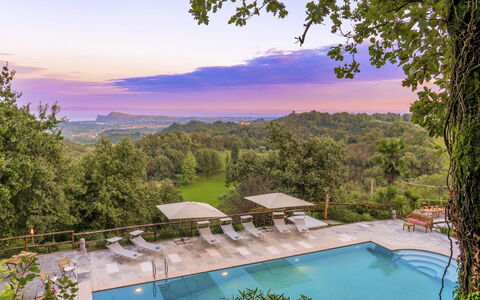 Tenuta Navelli 12+2: Blauw, Zwembad, Boom, Toevlucht, Eco Hotel, Thermae, Badplaats, Waterpartij, Landscaping, Tropen