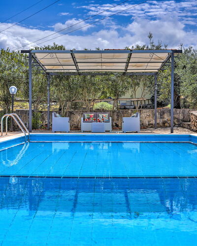 Villa Ipazia 6: Zwembad, Blauw, Toevlucht, Samengesteld Materiaal, Buitenmeubels, Eco Hotel, Schaduw, Vrije Tijd, Thermae, Recreatiecentrum