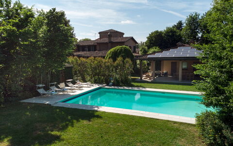 Villa Valchero 12: Zwembad, Woongebied, Toevlucht, Backyard, Landgoed, Vrije Tijd, Schaduw, Tuin, Eco Hotel, Boerderij