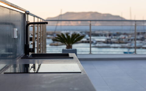 Dimora Egadina Giovanni 4+4: Samengesteld Materiaal, Keuken, Countertop, Staal, Balkon, Aluminium, Gootsteen