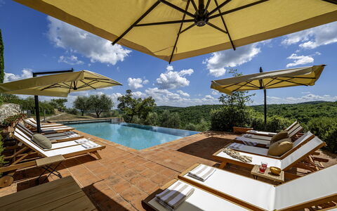 Muricciaglia 14: Eco Hotel, Zwembad, Landgoed, Toevlucht, Ligstoel, Villa, Landscaping, Badplaats, Buitenmeubels, Hacienda