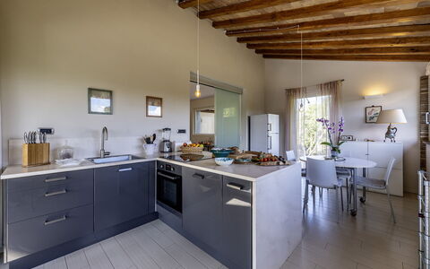 Villa Sparta 8+2: Meubilair, Interieur Ontwerp, Keuken, Countertop, Toestel Van De Keuken, Flooring, Stoel, Cabinetry, Huis, Kamer
