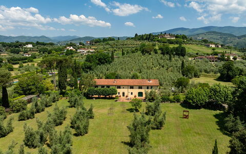 Villa Collegigliato 8: Landschap, Land Lot, Plain, Landelijk Gebied, Landgoed, Heuvel Station, Weide, Pasture, Dorp, Boerderij