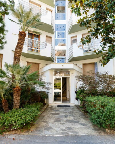 Margherita: Landgoed, Landscaping, Villa, Haag, Balkon