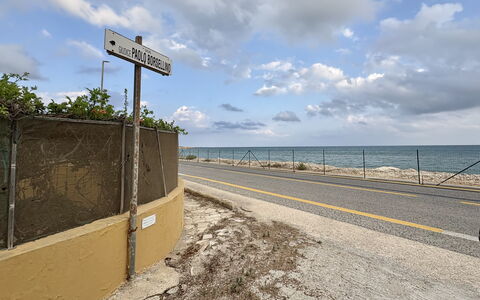 Villa Franca: Zee, Kust, Oceaan, Kust En Oceanic Landvormen, Kust, Strand, Publieke Nutsvoorziening, Teken