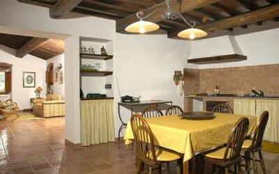 Accommodatie:&nbsp;Montescalari 10