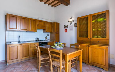 Accommodatie:&nbsp;Montereggi 815.5