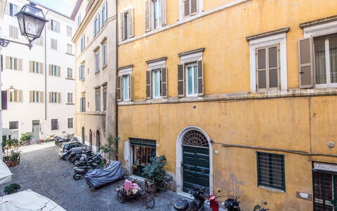 Spagnoli Elegant Apartment