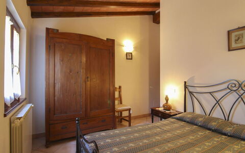 Il Viaggiolo: Meubilair, Interieur Ontwerp, Muur, Bed, Flooring, Slaapkamer, Hout, Verdieping, Plafond, Kamer