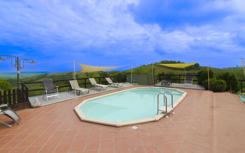 Casa Bella: Zwembad, Buitenmeubels, Toevlucht, Eco Hotel, Vrije Tijd, Stoel, Schaduw, Thermae, Ligstoel, Hotel