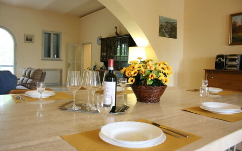 Poggio Falcone: Kamer, Eigendom, Interieur Ontwerp, Tafel, Eetkamer, Meubilair, Gebouw, Onroerend Goed, Huis, Woonkamer