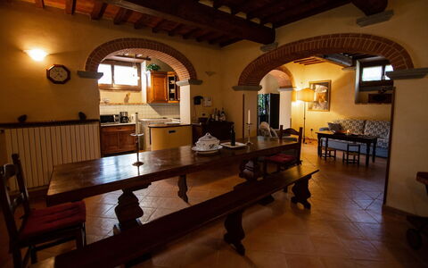 Villa degli Olivi: Gebouw, Kamer, Interieur Ontwerp, Architectuur, Huis, Restaurant, Plafond, Flooring, Verdieping