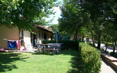 Trilocale: Funaiolo building