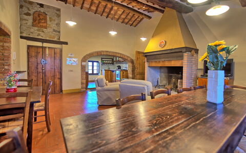 Cerretalta: Eigendom, Gebouw, Kamer, Interieur Ontwerp, Onroerend Goed, Lobby, Landgoed, Verdieping, Huis, Huis