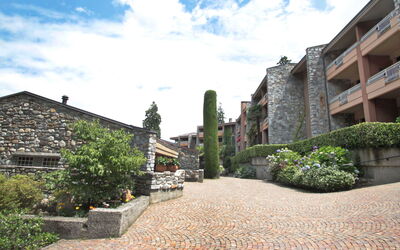 Porto Valtravaglia 200