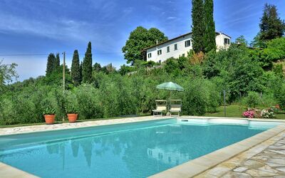 Villa Buonaparte - Corazzano, Toscane, Italië