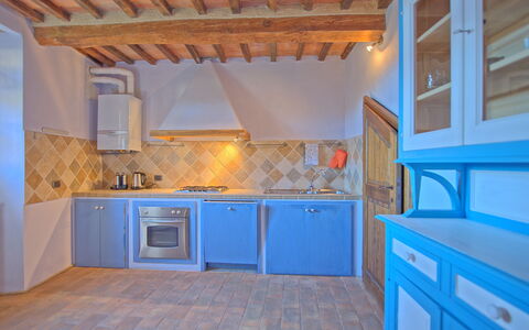 Arturo: Kamer, Eigendom, Keuken, Gebouw, Meubilair, Huis, Countertop, Cabinetry, Verdieping, Tegel
