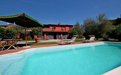 Villa Colombano - Capannori, Toscane, Italië
