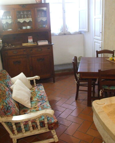 Appartamento Le Volte: Kamer, Eigendom, Meubilair, Verdieping, Woonkamer, Huis, Interieur Ontwerp, Tafel, Gebouw, Hardwood